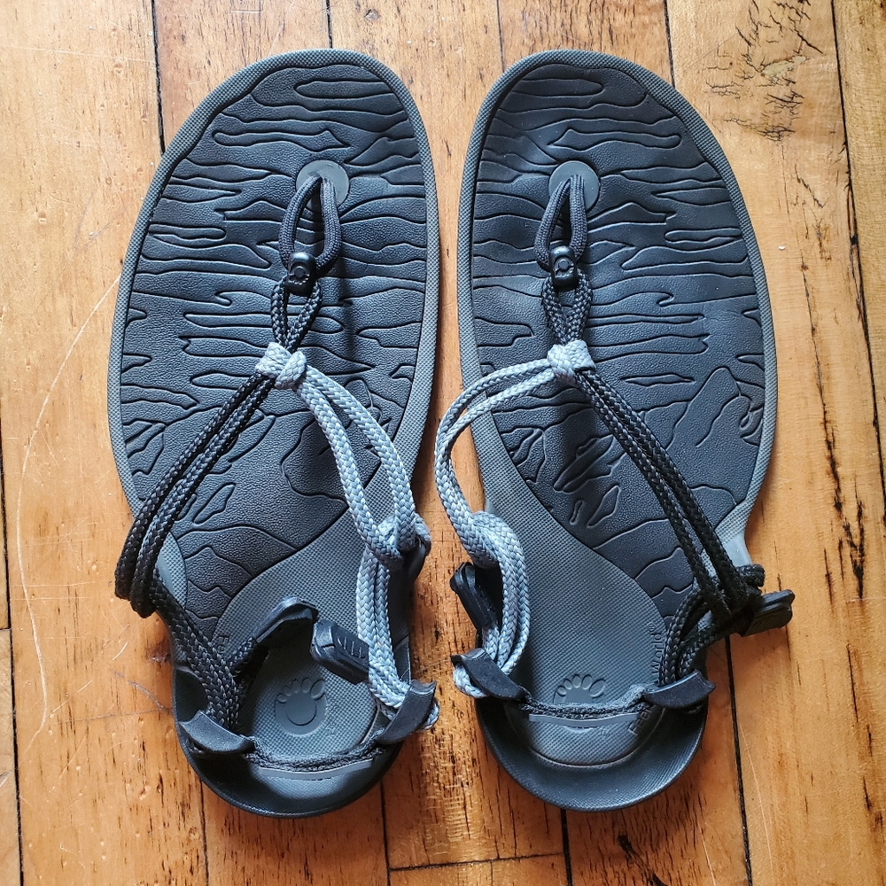 Xero barefoot minimal Aqua Cloud sandals